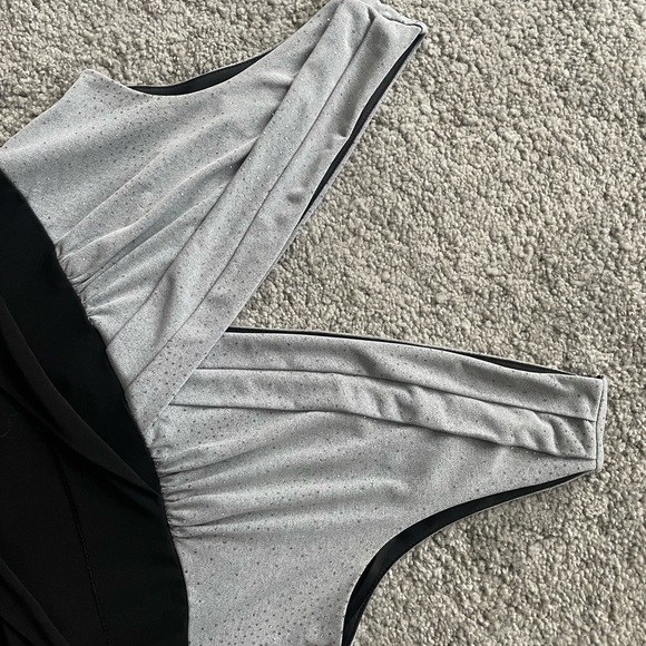 Dress size 6 - Picture 2 of 2